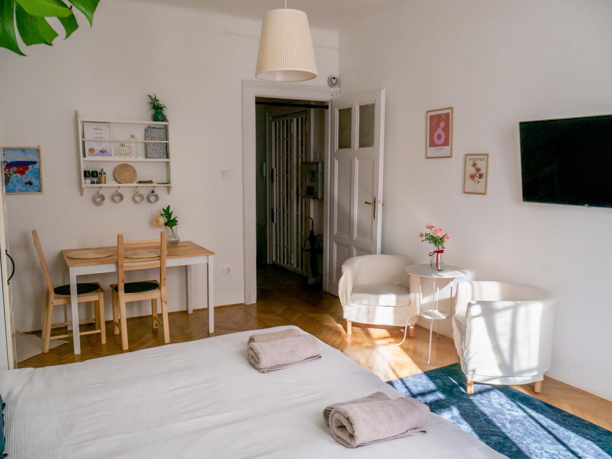 Quiet Apartment Near Buda Castle Budapesta Exterior foto